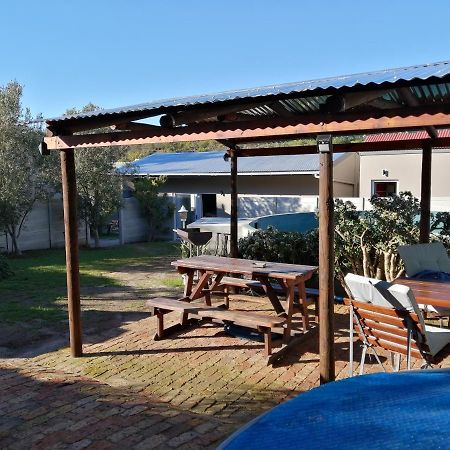 Swartberg Guest House Каледон Екстериор снимка