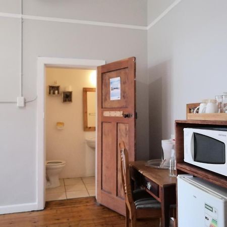 Swartberg Guest House Каледон Екстериор снимка