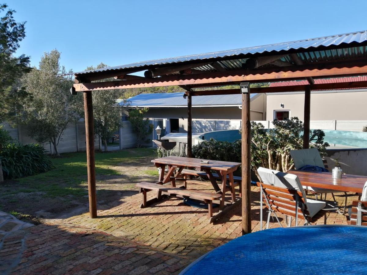 Swartberg Guest House Каледон Екстериор снимка