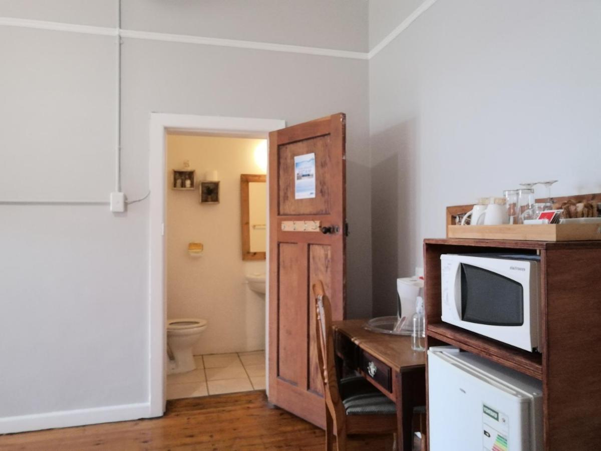 Swartberg Guest House Каледон Екстериор снимка