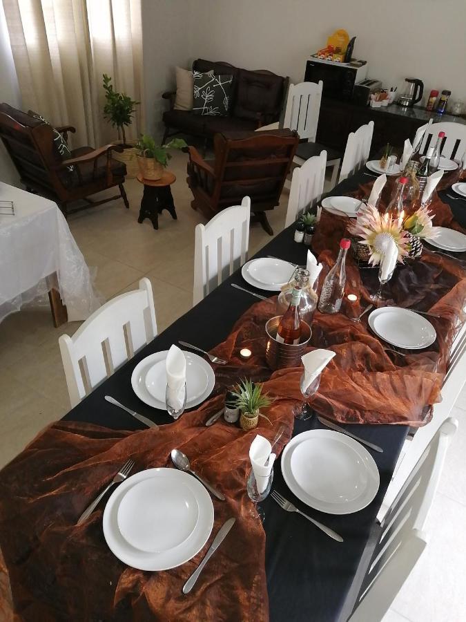 Swartberg Guest House Каледон Екстериор снимка