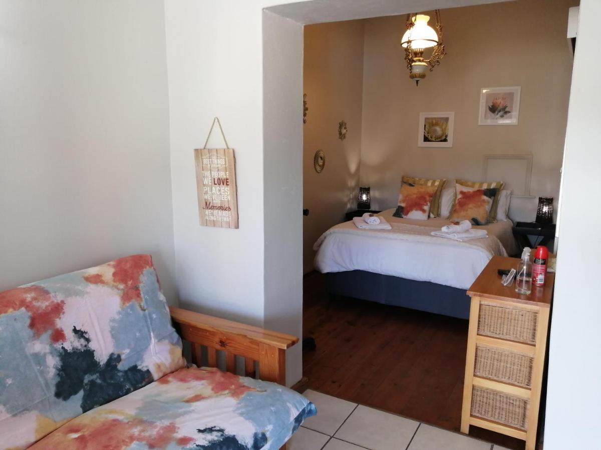 Swartberg Guest House Каледон Екстериор снимка