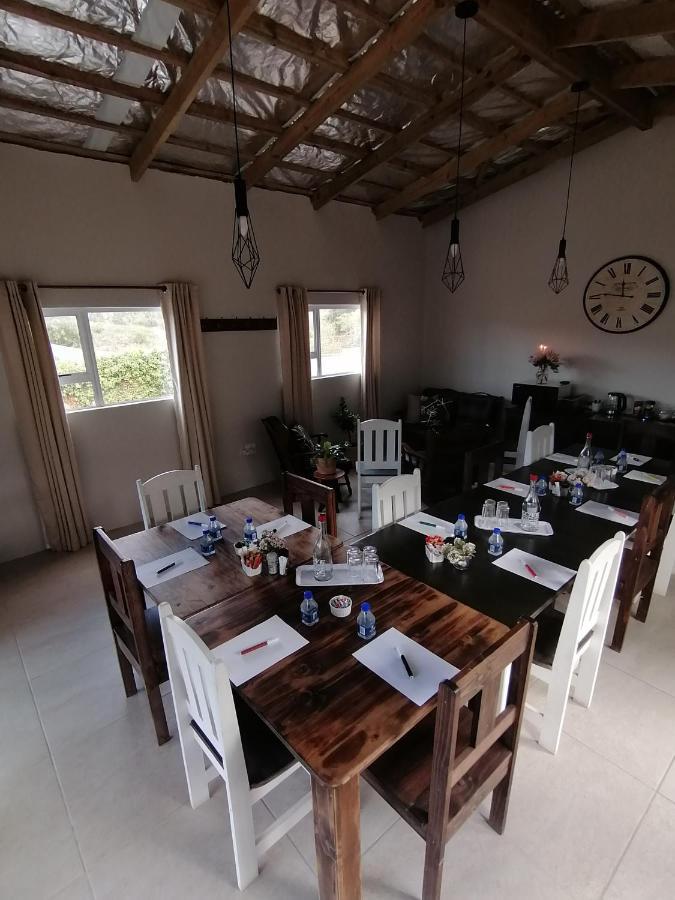 Swartberg Guest House Каледон Екстериор снимка