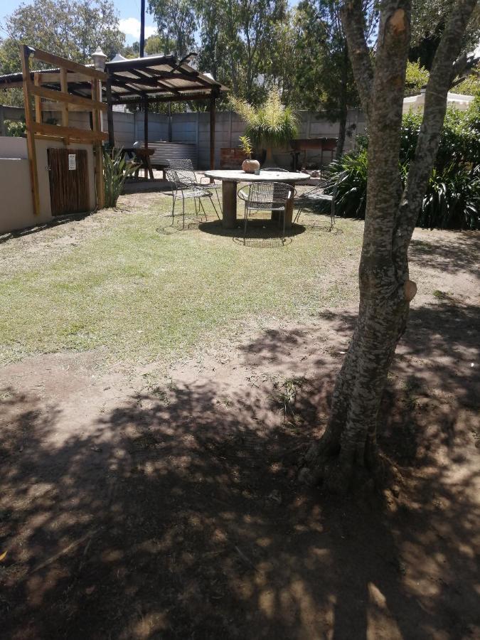 Swartberg Guest House Каледон Екстериор снимка