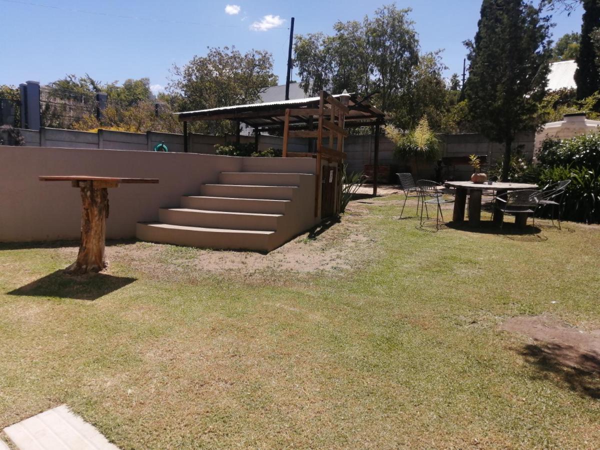 Swartberg Guest House Каледон Екстериор снимка