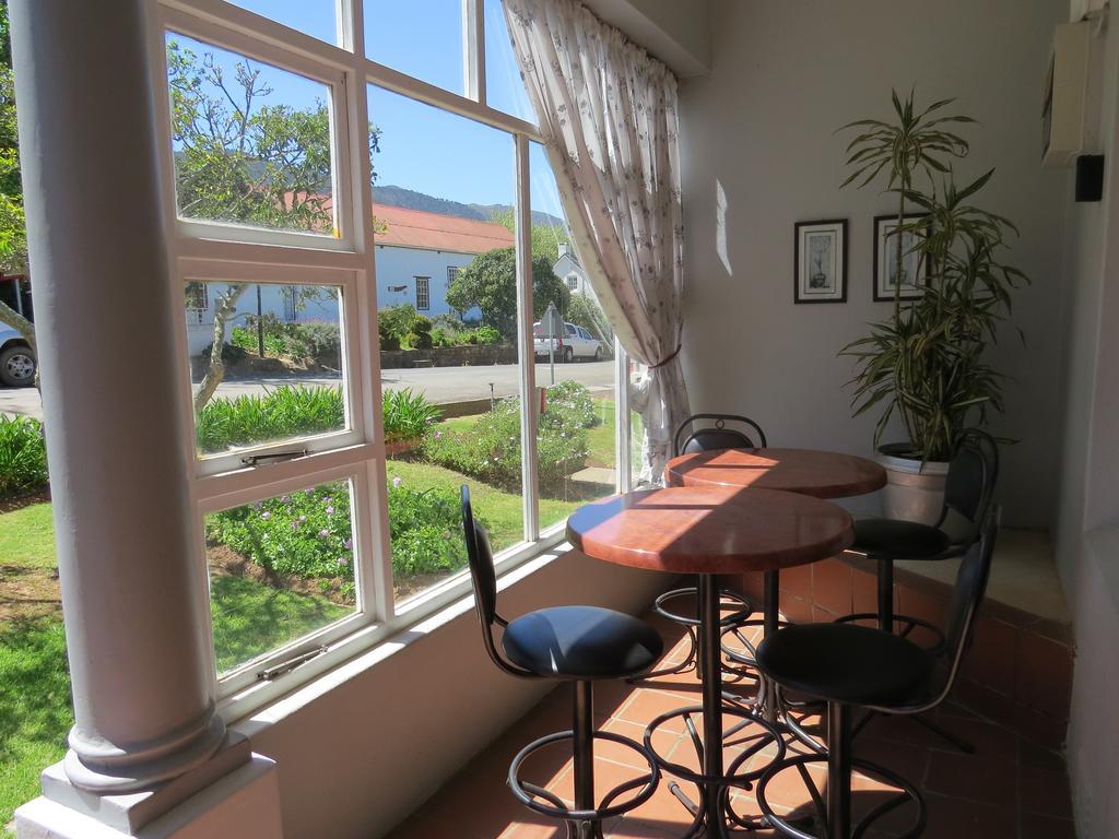 Swartberg Guest House Каледон Екстериор снимка