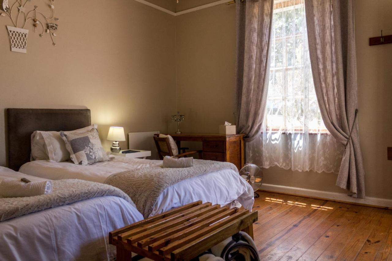 Swartberg Guest House Каледон Екстериор снимка